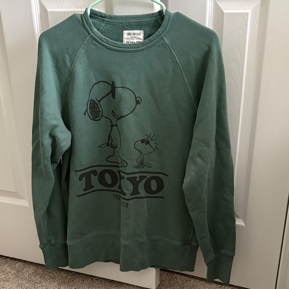 Todd Snyder x Peanuts Tokyo Graphic Crewneck Sweatshirt - Green